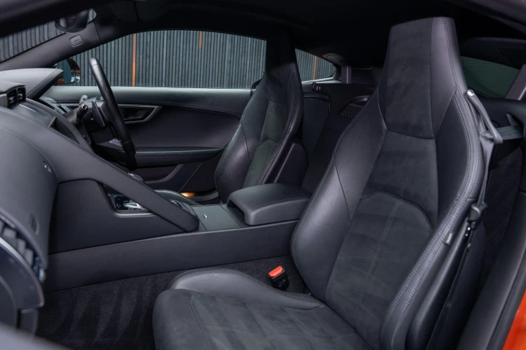 Vehicle Image 33