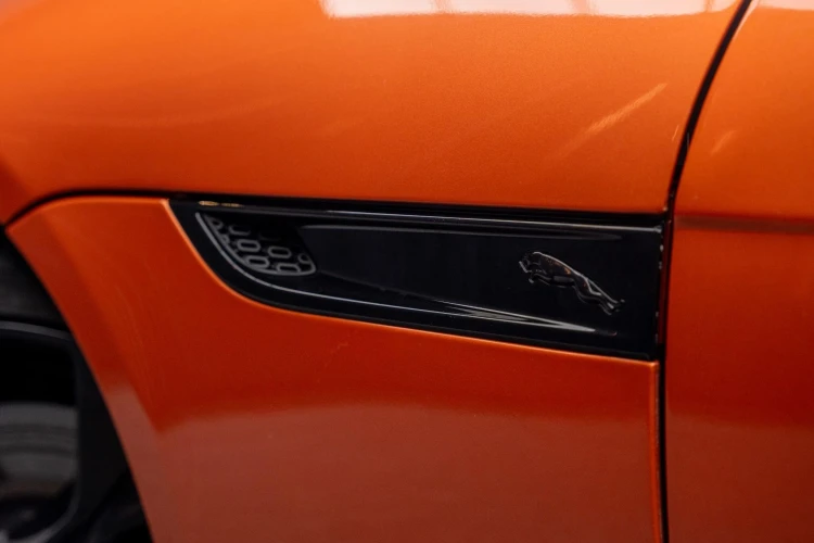Vehicle Image 21