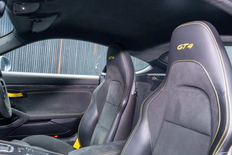 Vehicle Image 36