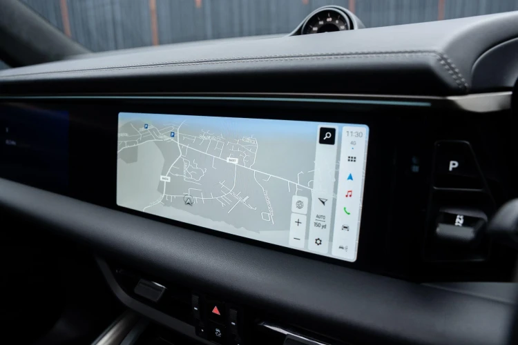 Vehicle Image 12