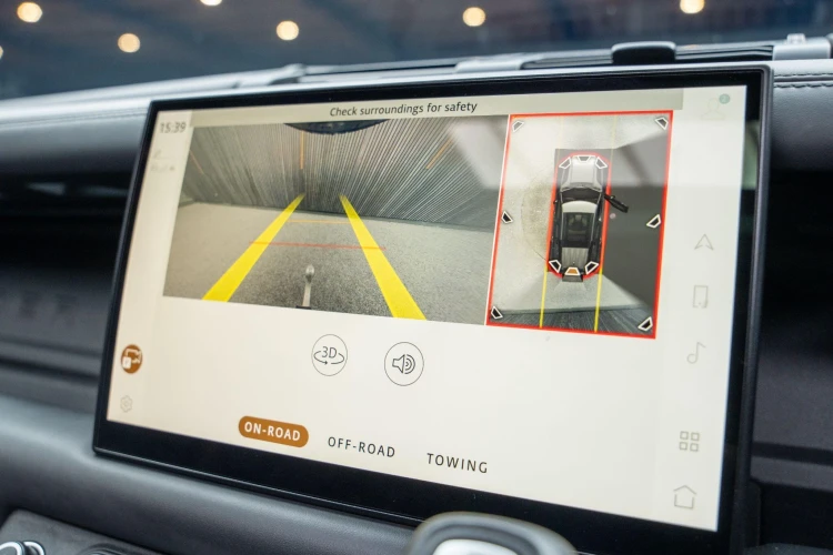 Vehicle Image 8