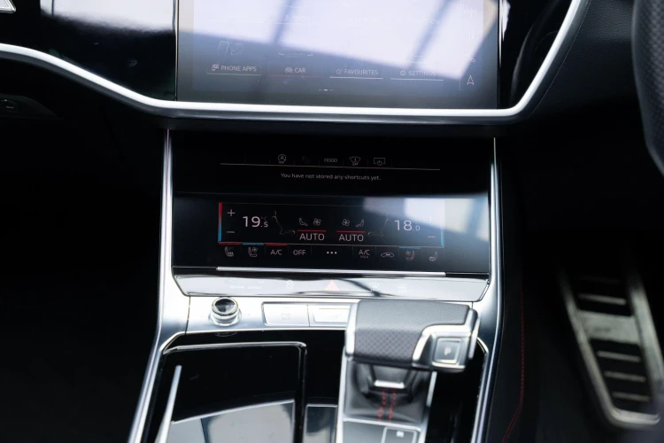 Vehicle Image 48