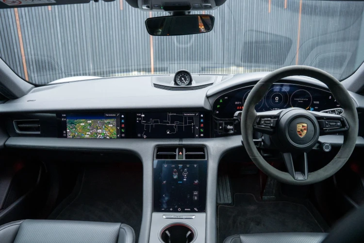 Vehicle Image 36