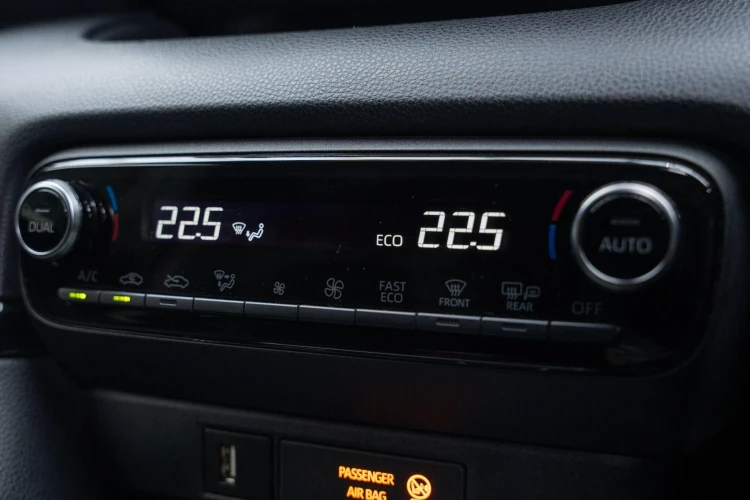 Vehicle Image 40
