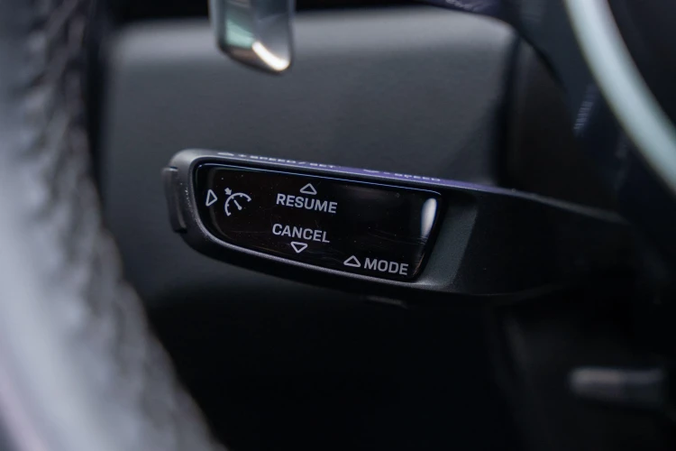 Vehicle Image 28