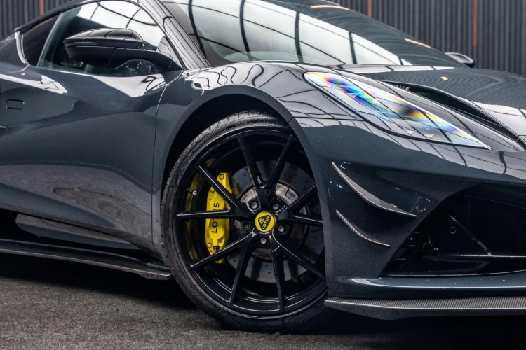 Vehicle Image 7