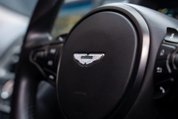 Vehicle Image 30