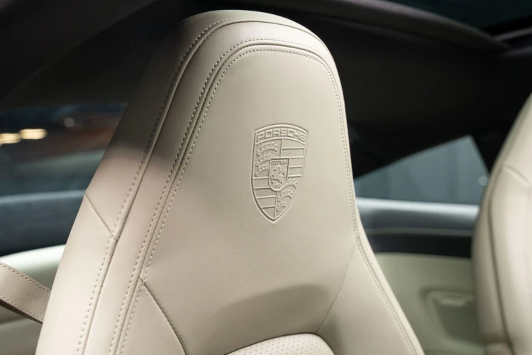Vehicle Image 39