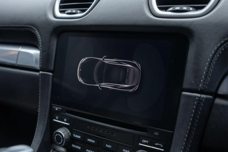 Vehicle Image 10