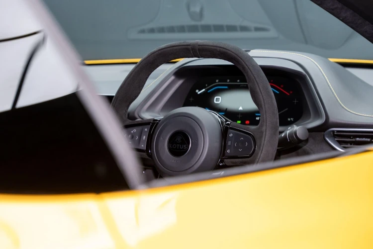 Vehicle Image 37