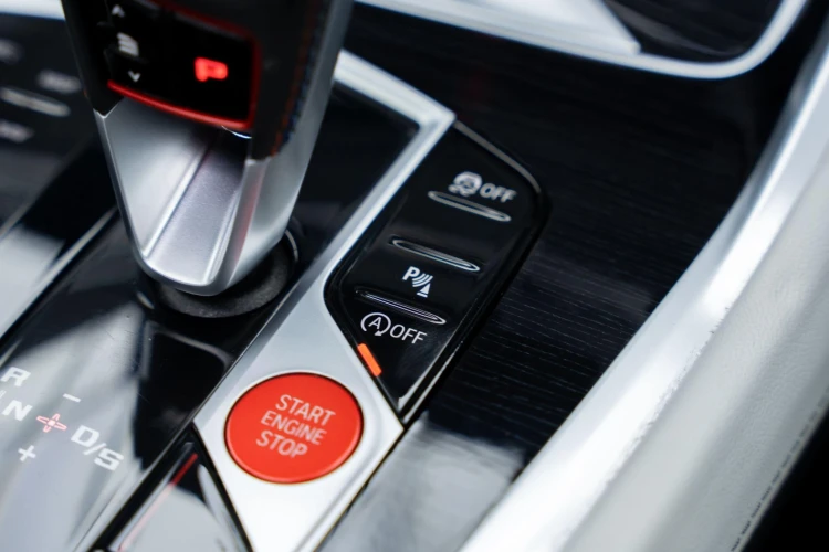 Vehicle Image 30