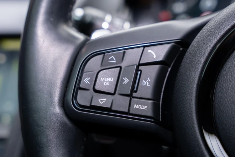 Vehicle Image 31