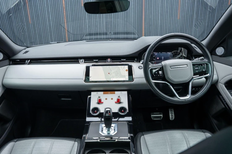 Vehicle Image 37