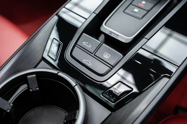 Vehicle Image 30