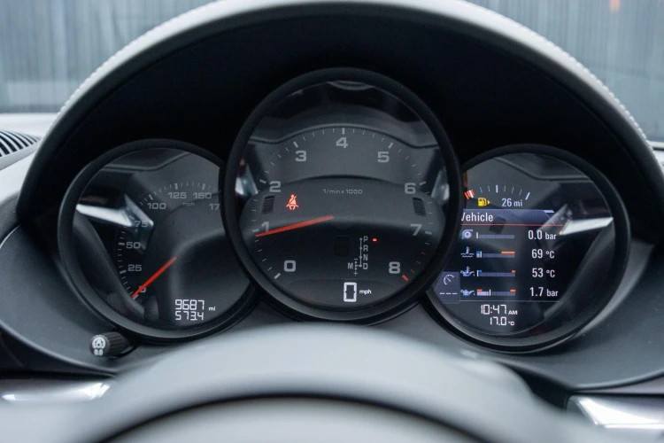 Vehicle Image 33