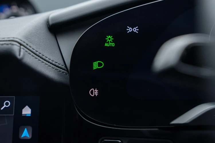 Vehicle Image 36
