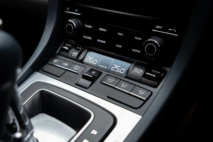 Vehicle Image 20