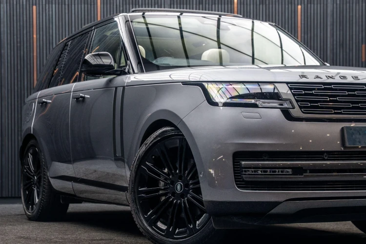 Vehicle Image 7