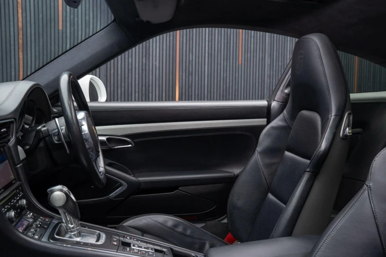 Vehicle Image 45
