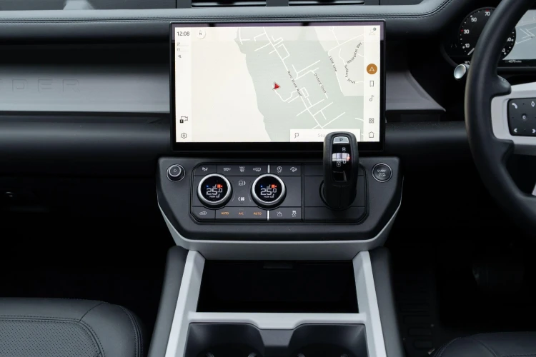 Vehicle Image 30