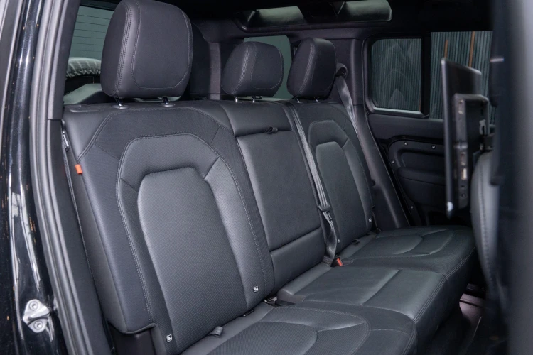 Vehicle Image 14