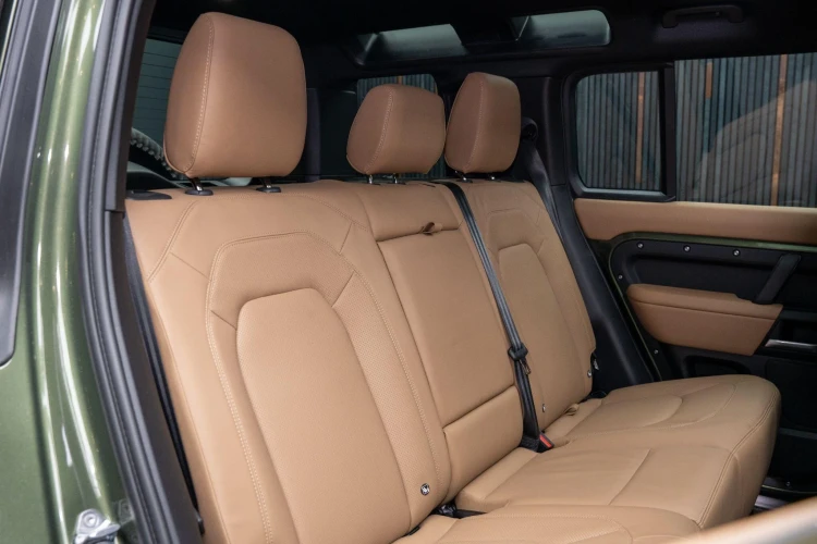 Vehicle Image 14