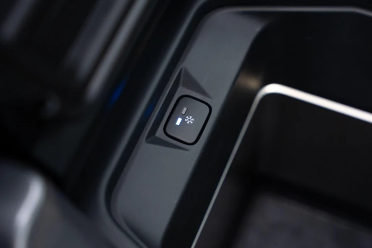 Vehicle Image 37