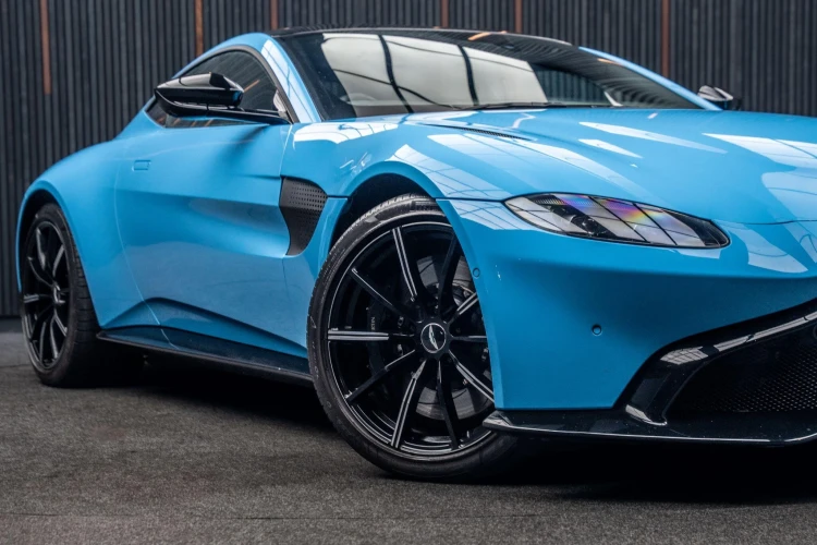 Vehicle Image 7