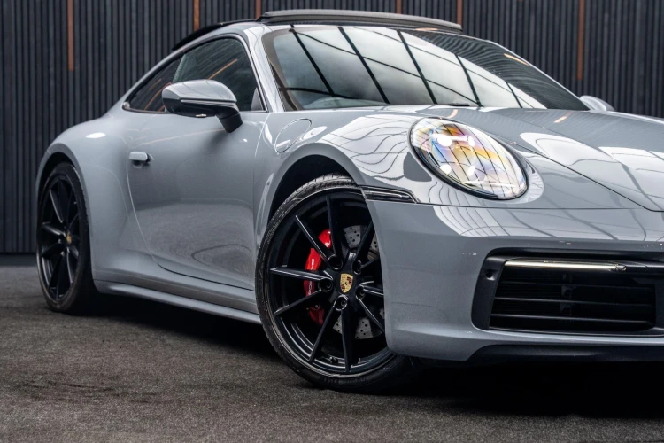 Vehicle Image 7