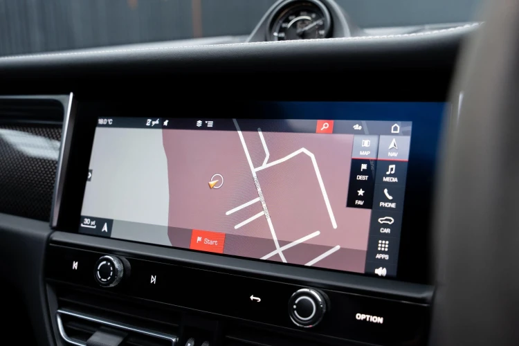 Vehicle Image 8