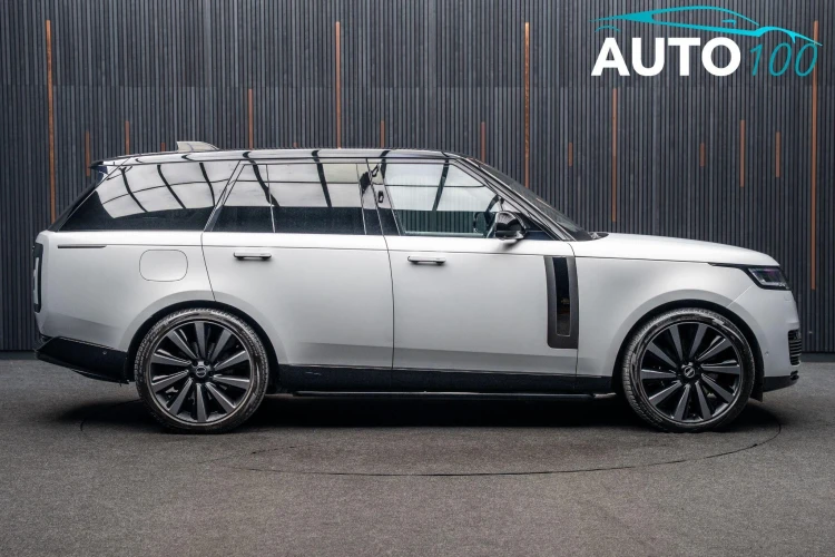 Vehicle Image 11