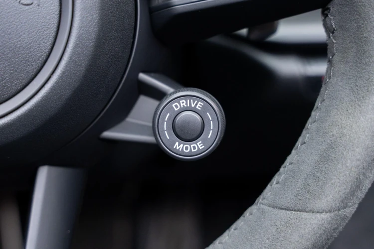 Vehicle Image 22
