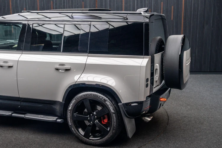 Vehicle Image 19