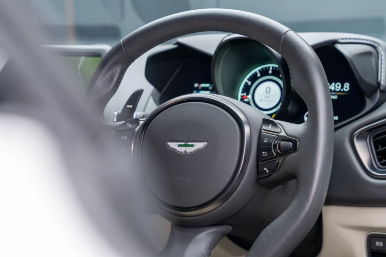 Vehicle Image 35