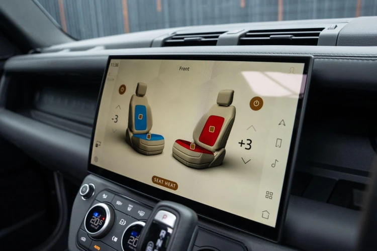 Vehicle Image 6