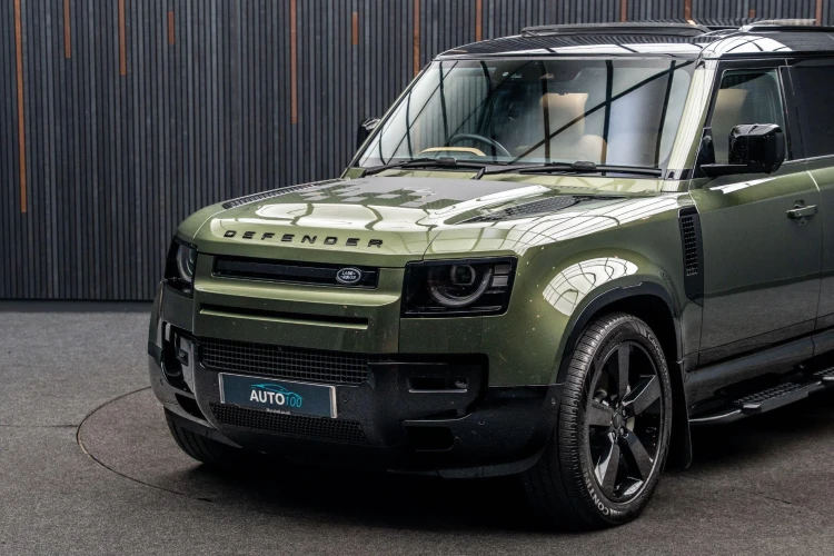 Vehicle Image 5