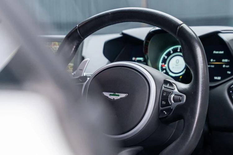 Vehicle Image 35