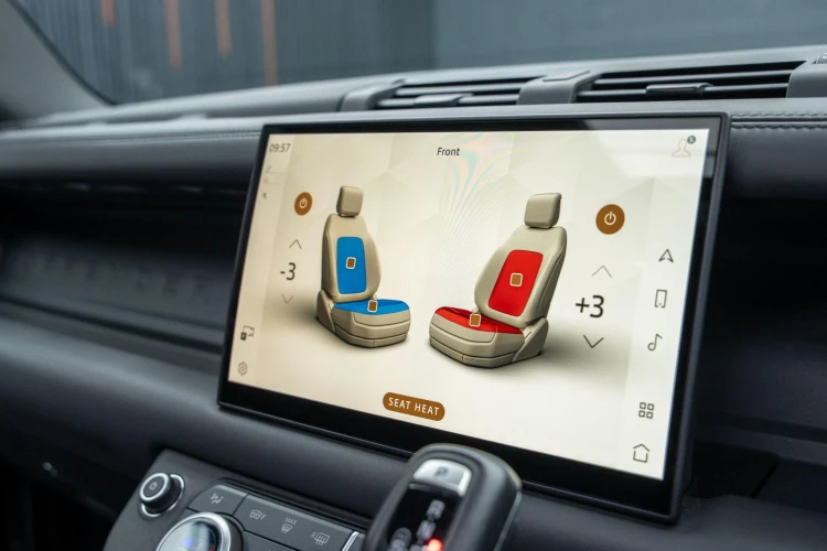 Vehicle Image 10