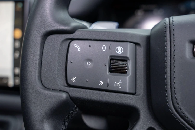 Vehicle Image 33