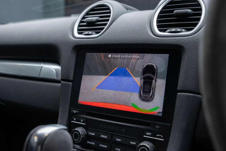 Vehicle Image 10