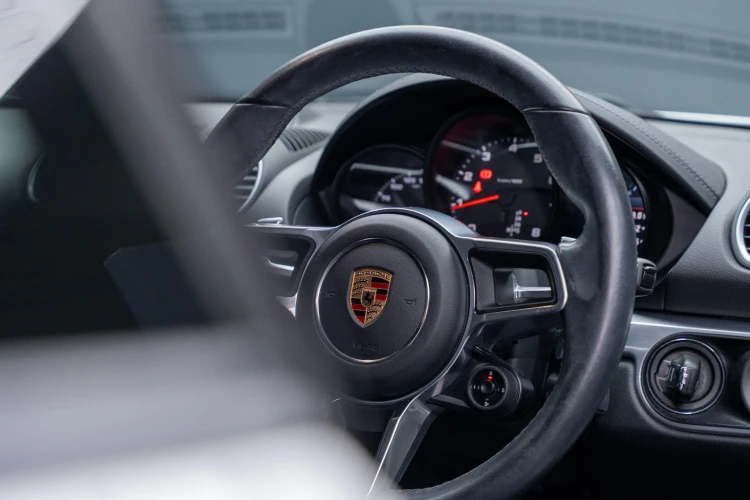 Vehicle Image 40