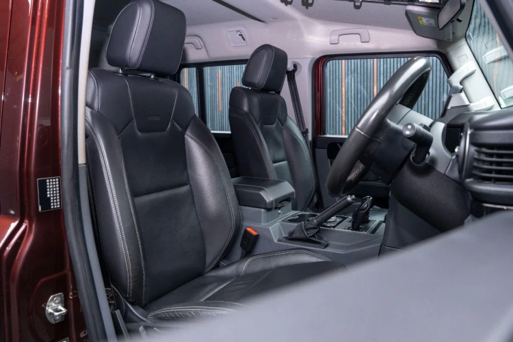 Vehicle Image 12