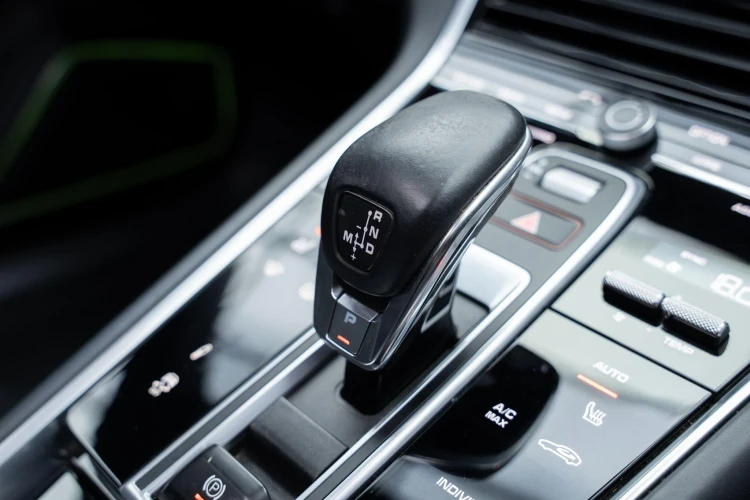 Vehicle Image 36