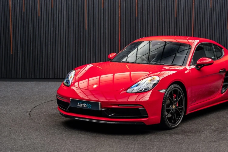 Vehicle Image 5