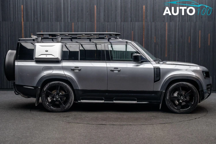 Vehicle Image 11
