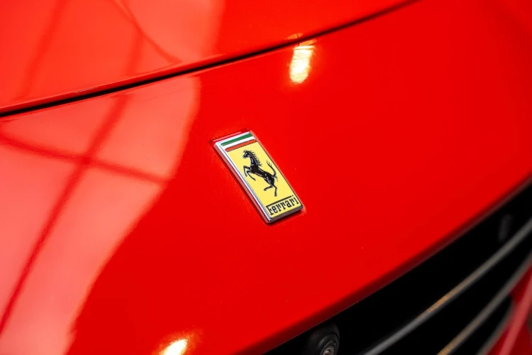 Vehicle Image 32
