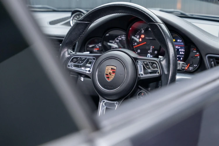 Vehicle Image 50