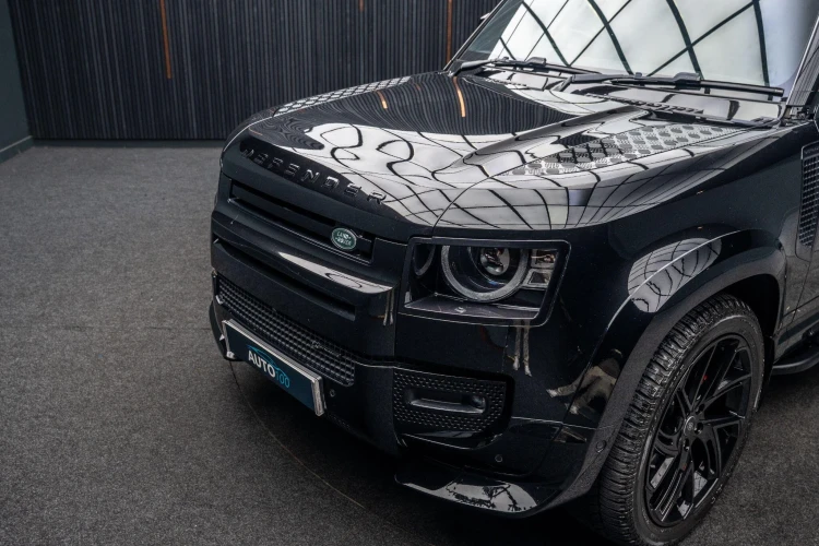 Vehicle Image 5