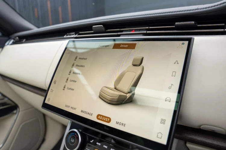 Vehicle Image 30
