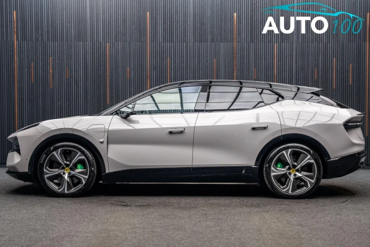 Vehicle Image 15